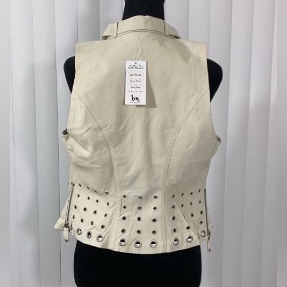 BLANC NOIR Sample Peek A Boo Leather Studded Grommet Vest Pockets Bone White S - Picture 7 of 13